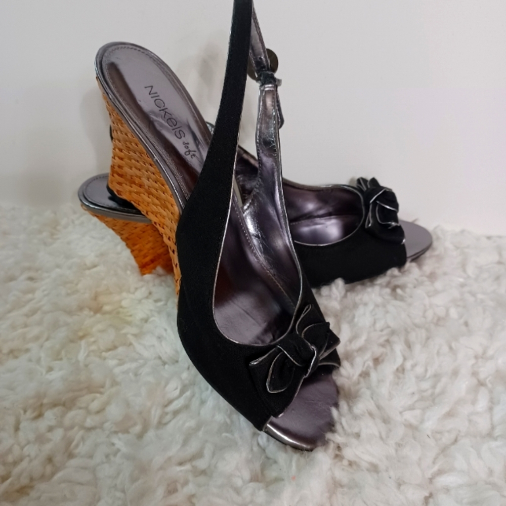 Nickles Soft, Slingback Wedge Sandals Size: 8:1/2, Black/Silver